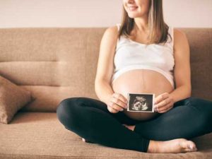 Getting Pregnant with IUI: Everything you need to know (tips from a Fertility Doctor)