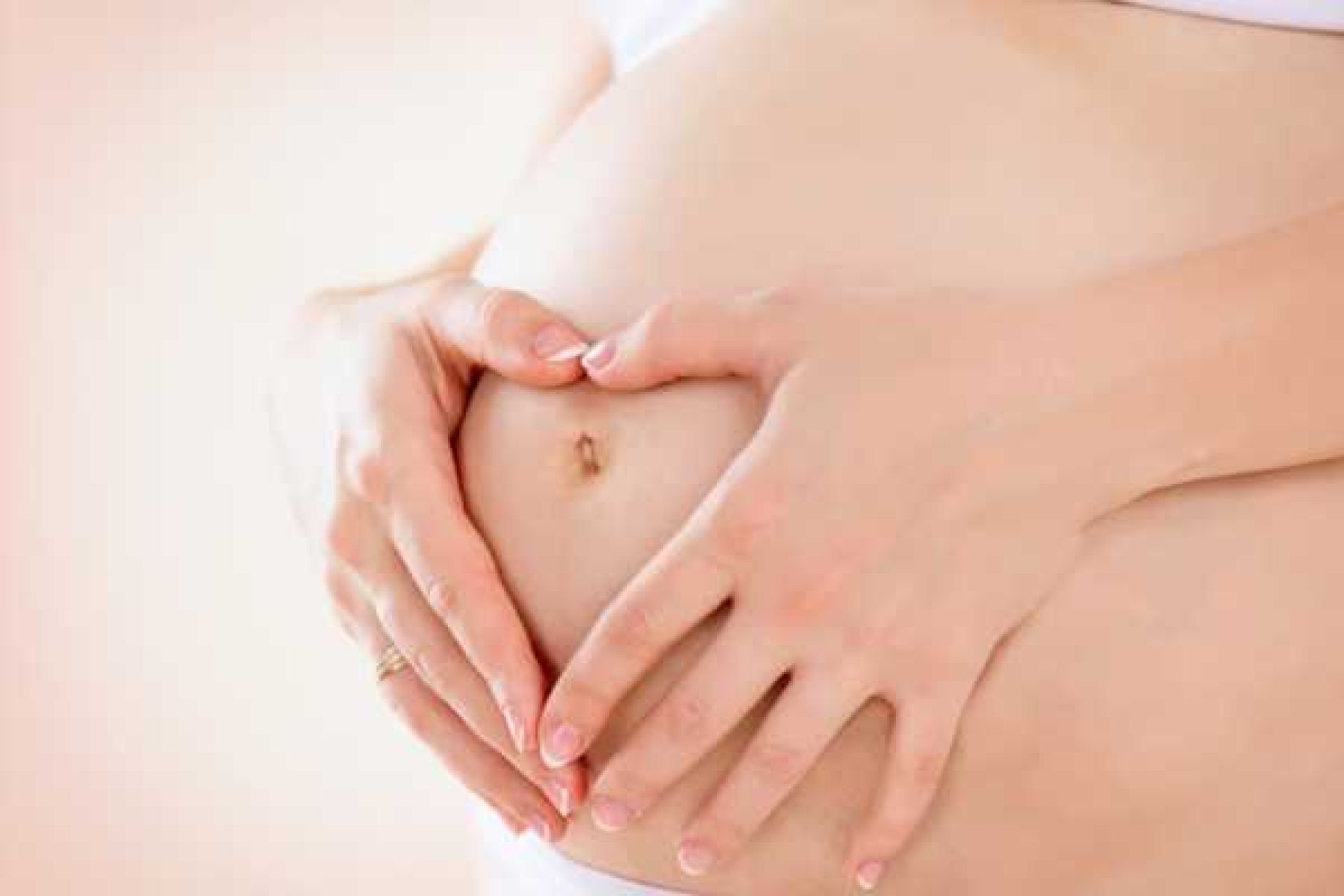 Using An Egg Donor: What You Need To Know To Get Pregnant with Egg Donation